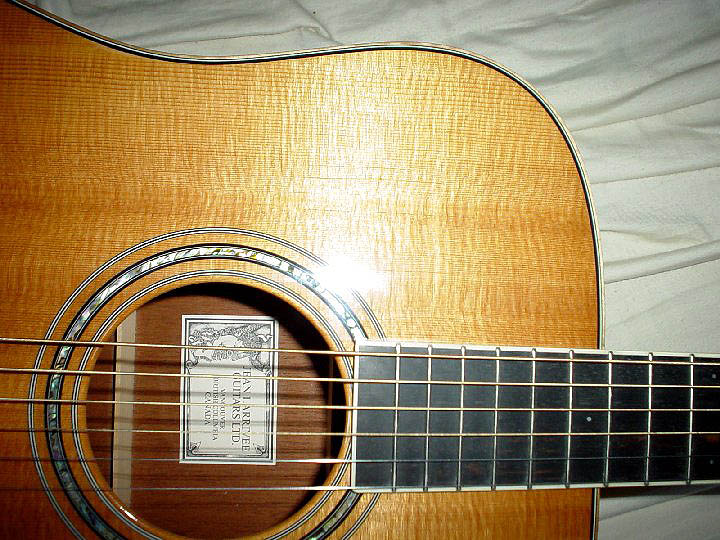 d05soundhole.jpg